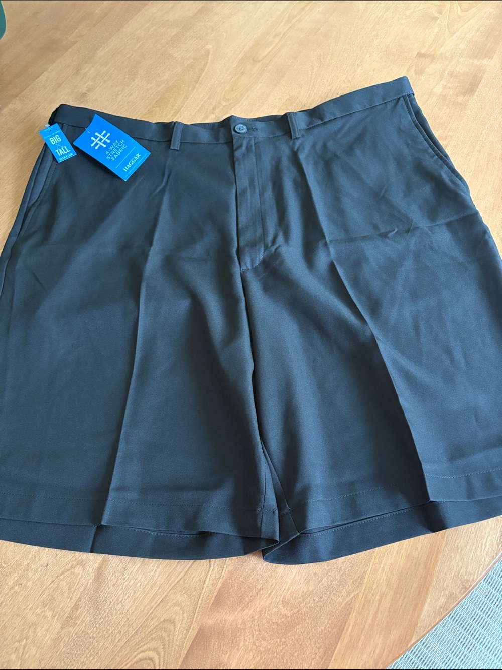 Haggar Black Men's Flat-Front Shorts Size 44